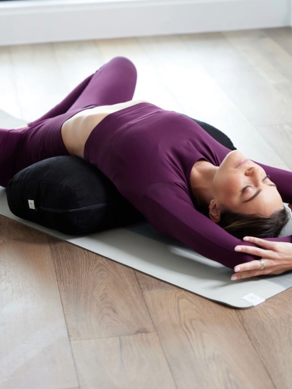 Gaiam Rectangular Bolster Yoga Meditation Black